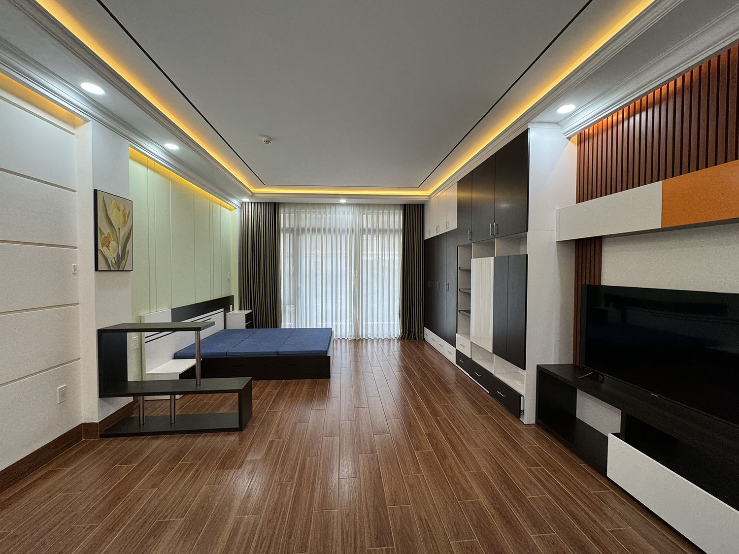 Siêu phẩm Hầm, 4Lầu, ST, thang máy (4,75x17=80,75m2) full nội thất cao cấp đường nội bộ 12m khu VIP 3 tháng 2